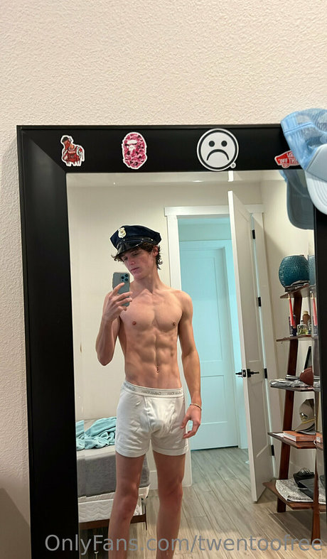 twentoofree leaked onlyfans photos