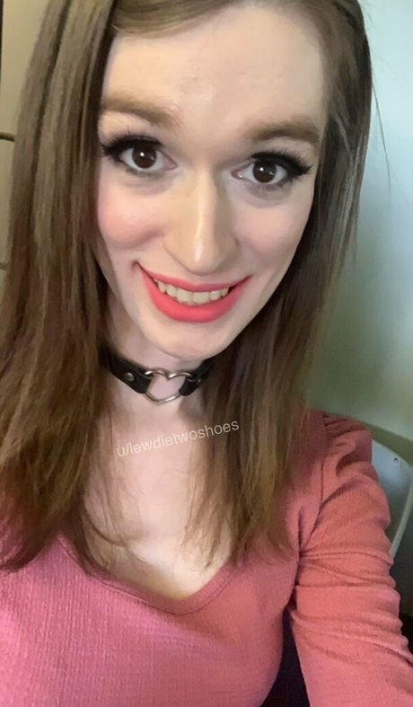 lewdietwoshoes onlyfans star