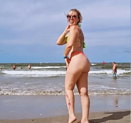 Vanessa Carazzo only fans nudes