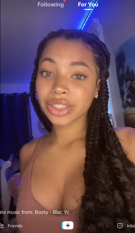 Whoisbrooklyn onlyfans nude tits