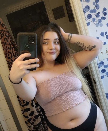 Mary Lux Luv hot onlyfans