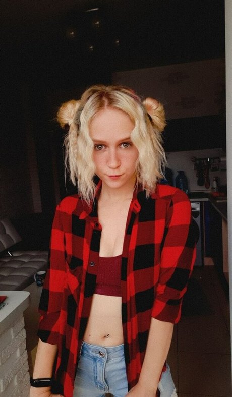 Fox Tsai Shen onlyfans nude pics