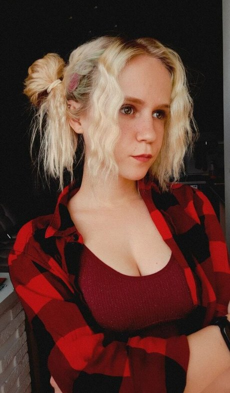 Fox Tsai Shen Profile pic