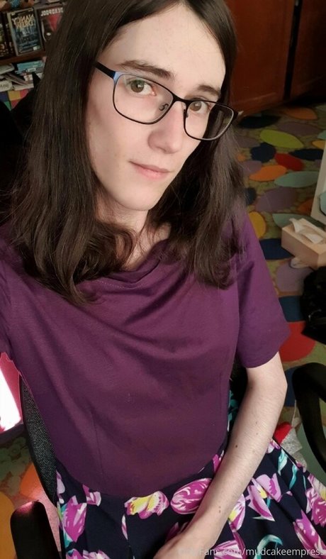 mudcakeempress is on onlyfans