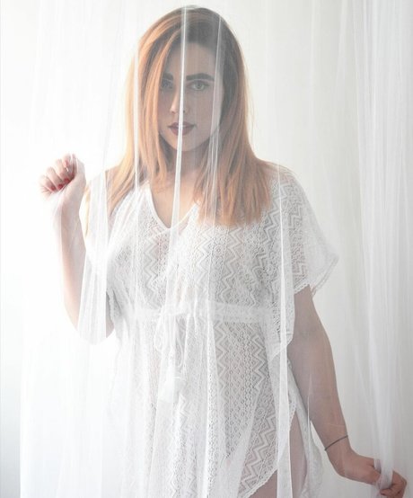 Emma Victoria Louise onlyfans leak