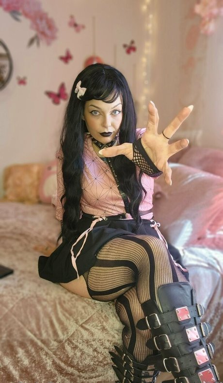 naomipeaches naked onlyfans