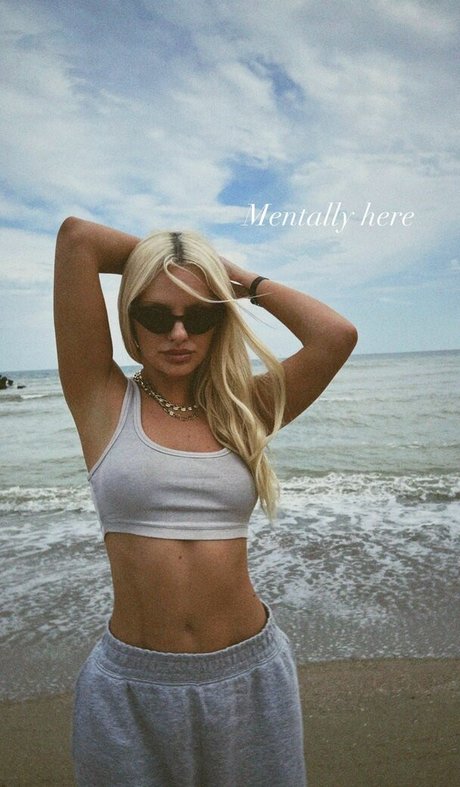 famous midget onlyfans naked img