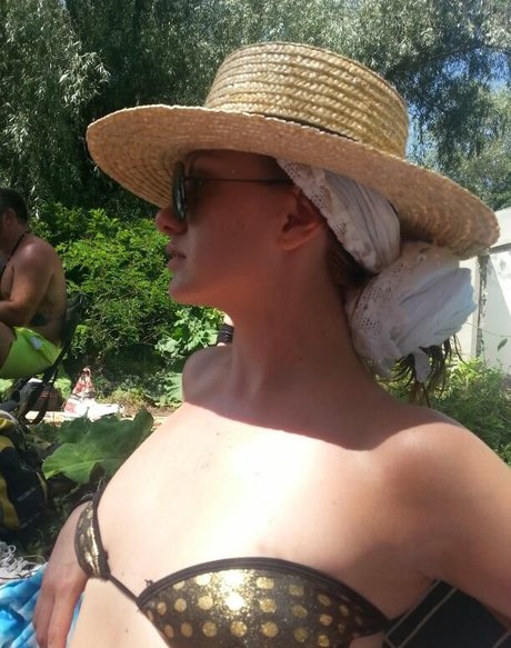 Alexandra Stan onlyfans lean