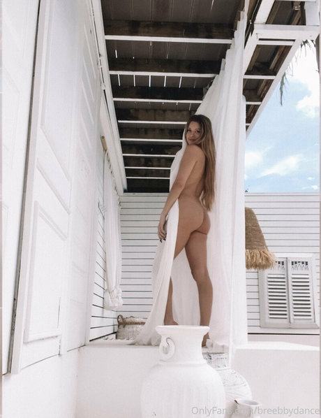 breebbydance onlyfans pics