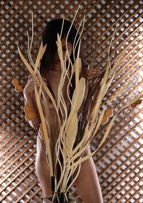 Kubra Yurdakul topless onlyfans