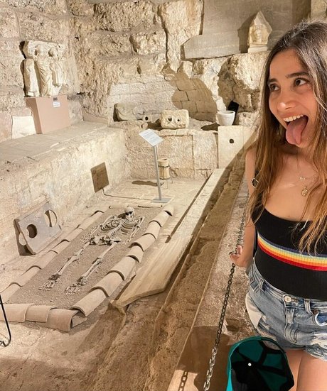 Merve Elmas naked only fans