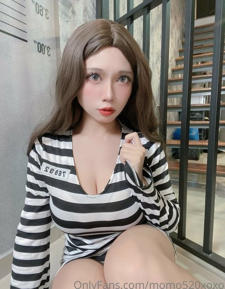 momo520xoxo onlyfans model photo