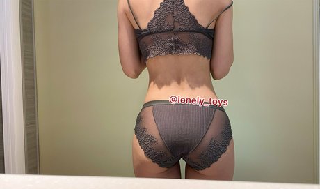 lonely toys free onlyfans