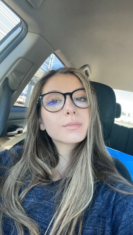 model onlyfans pretty capture