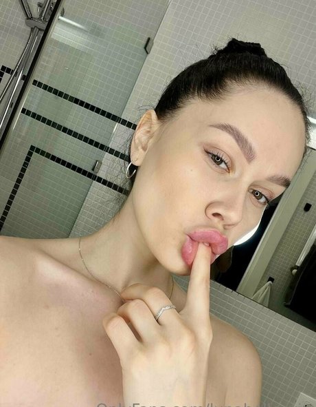 lunabelle vip only fans nude leaks