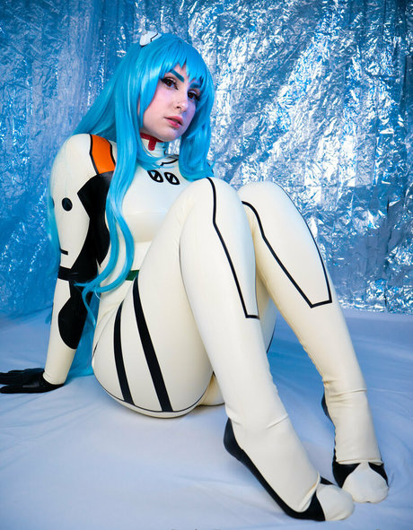 aestrafree only fans pics