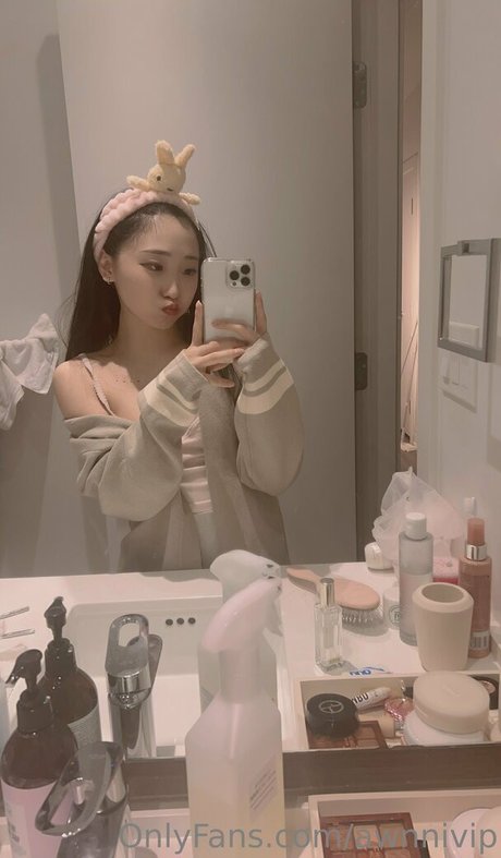 awnnivip onlyfans model photo