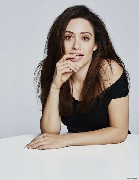 Emmy Rossum leak only fans