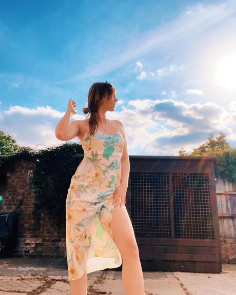 Sjokz onlyfans striptease