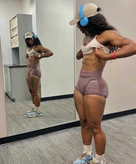 geegee flawless onlyfans leaked tits