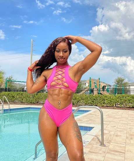 geegee flawless boobs onlyfans