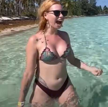 Ana Lara nude porn onlyfans