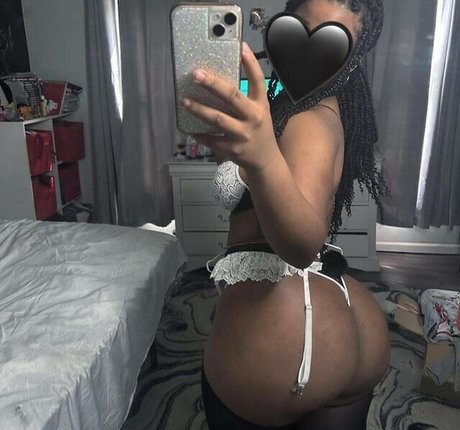 Brezilla san strip onlyfans