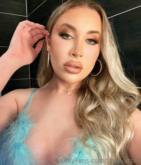 theavacole sex onlyfans