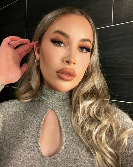 theavacole xxx only fans