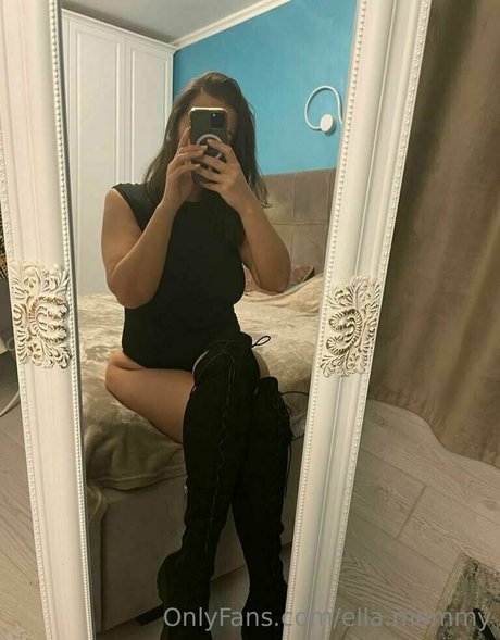 ella mommy onlyfans leak