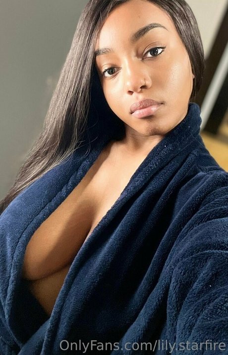 Lily Starfire onlyfans naked