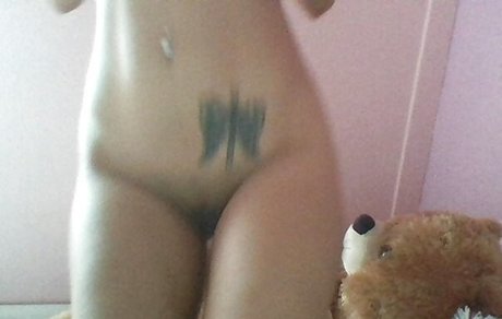 Marinela Adalbertova onlyfans model images