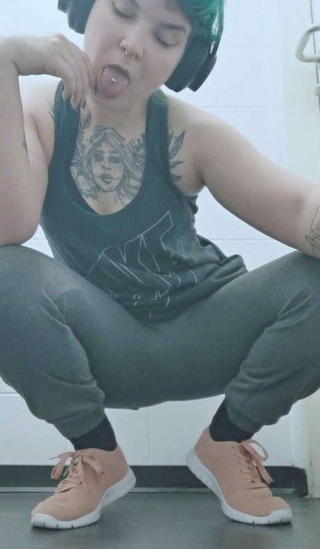 littlecalamity onlyfans leaks.