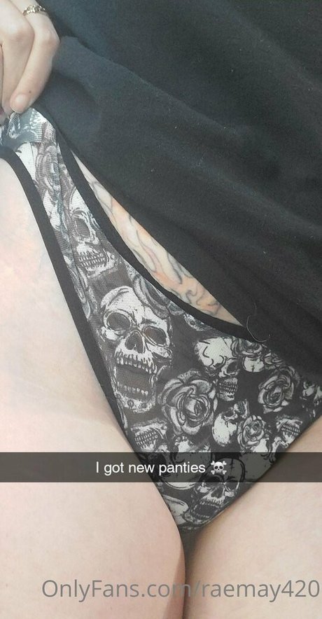 raemay420 onlyfans page