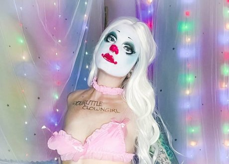 yourlittleclowngirl porn onlyfans leaks