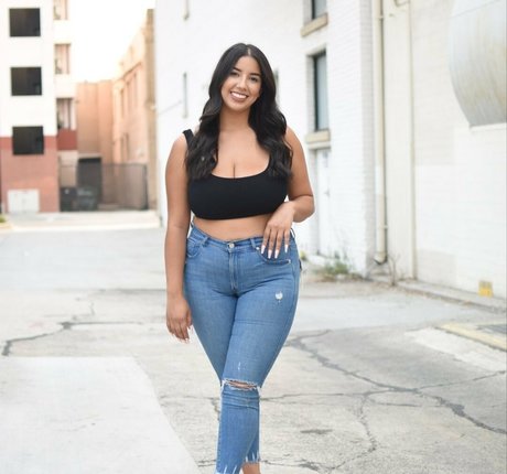 Denisedeniseeeeeeee onlyfans star