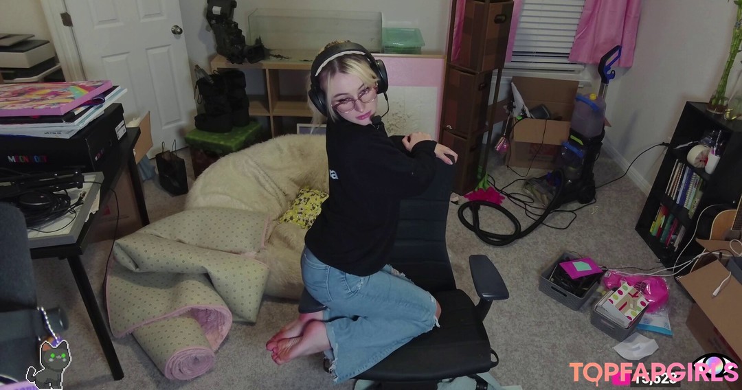 Adrianah Lee only fans leak nude