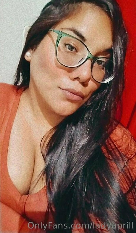 ladyaprill leaked porn onlyfans