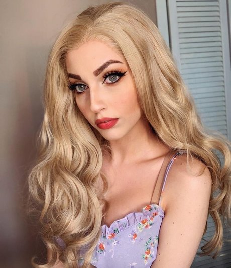 Mona Schon onlyfans free porn