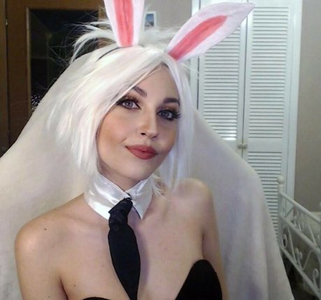 Mona Schon nude onlyfans leaks