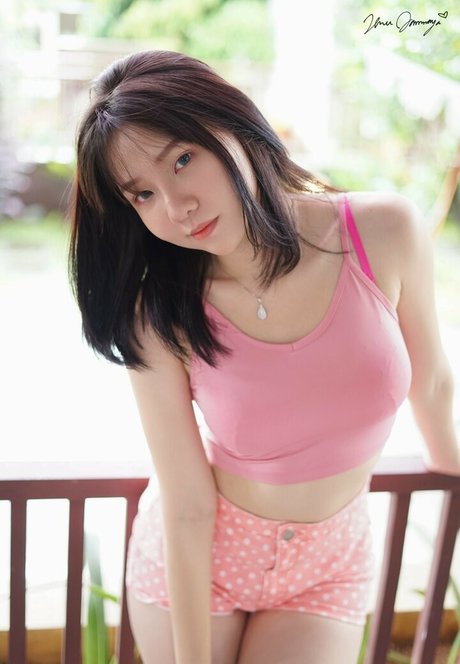 older women onlyfans beautiful pictures