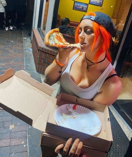 GiGi Dolan onlyfans leaks