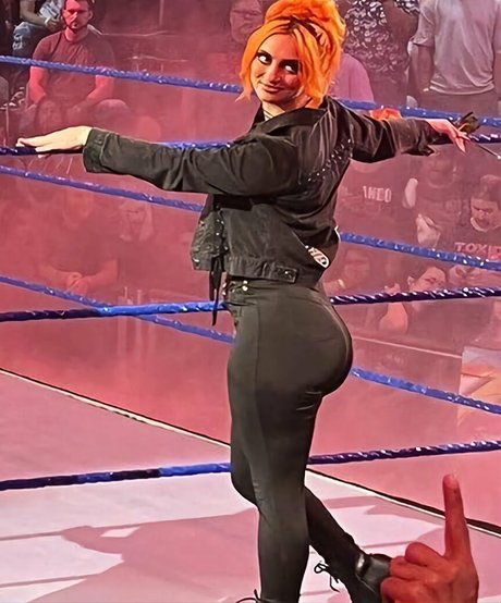 GiGi Dolan naked only fans