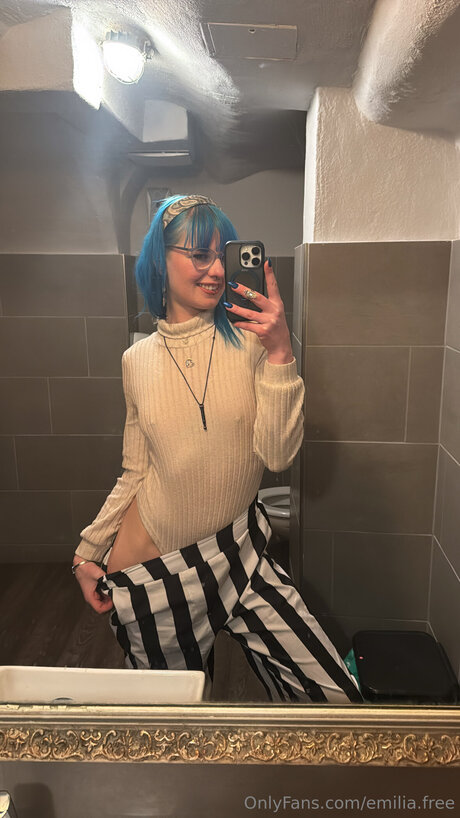 Emilia Free onlyfans pics