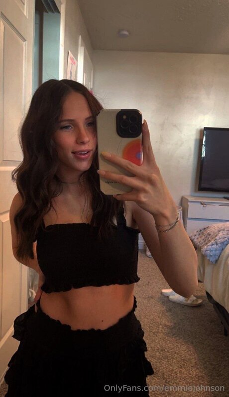 Emmiejohnson onlyfans free