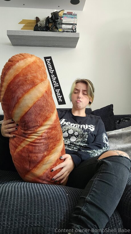 Bomb Shell Babe leaked onlyfans photos