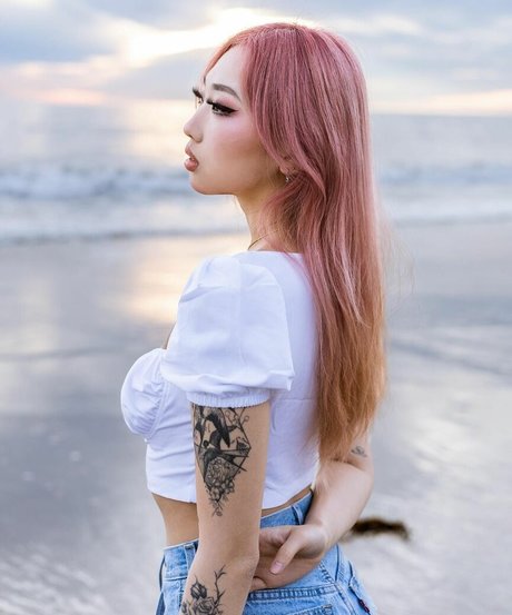 Sharon zxt only fans