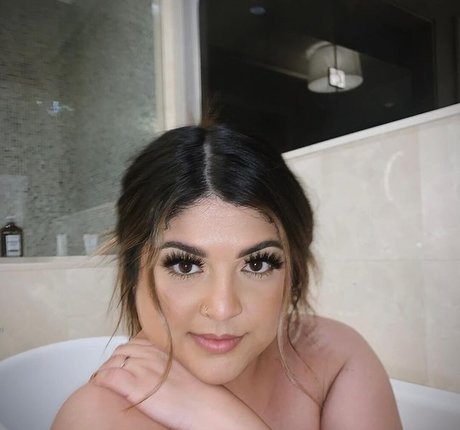 Lucia Yanez onlyfans nudes leaks