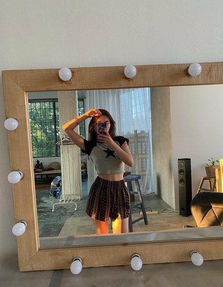 elanika only fans naked