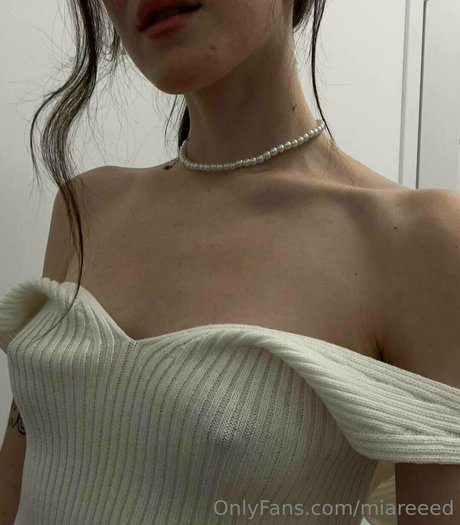 miareeed onlyfans striptease